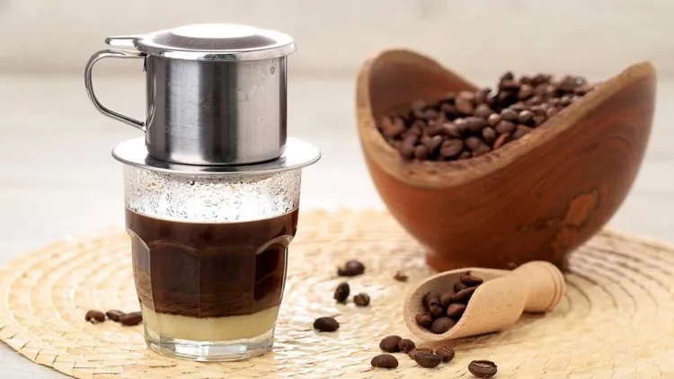 Hướng dẫn chi tiết cách pha cà phê phin ngon đúng điệu